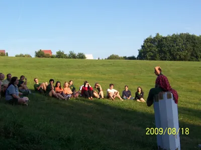 100-8047.jpg